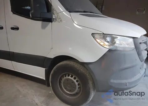 2021 Mercedes-Benz Sprinter 2500 Standard Roof V6 from USA, damaged, VIN W1Y4EBHY6MT059921